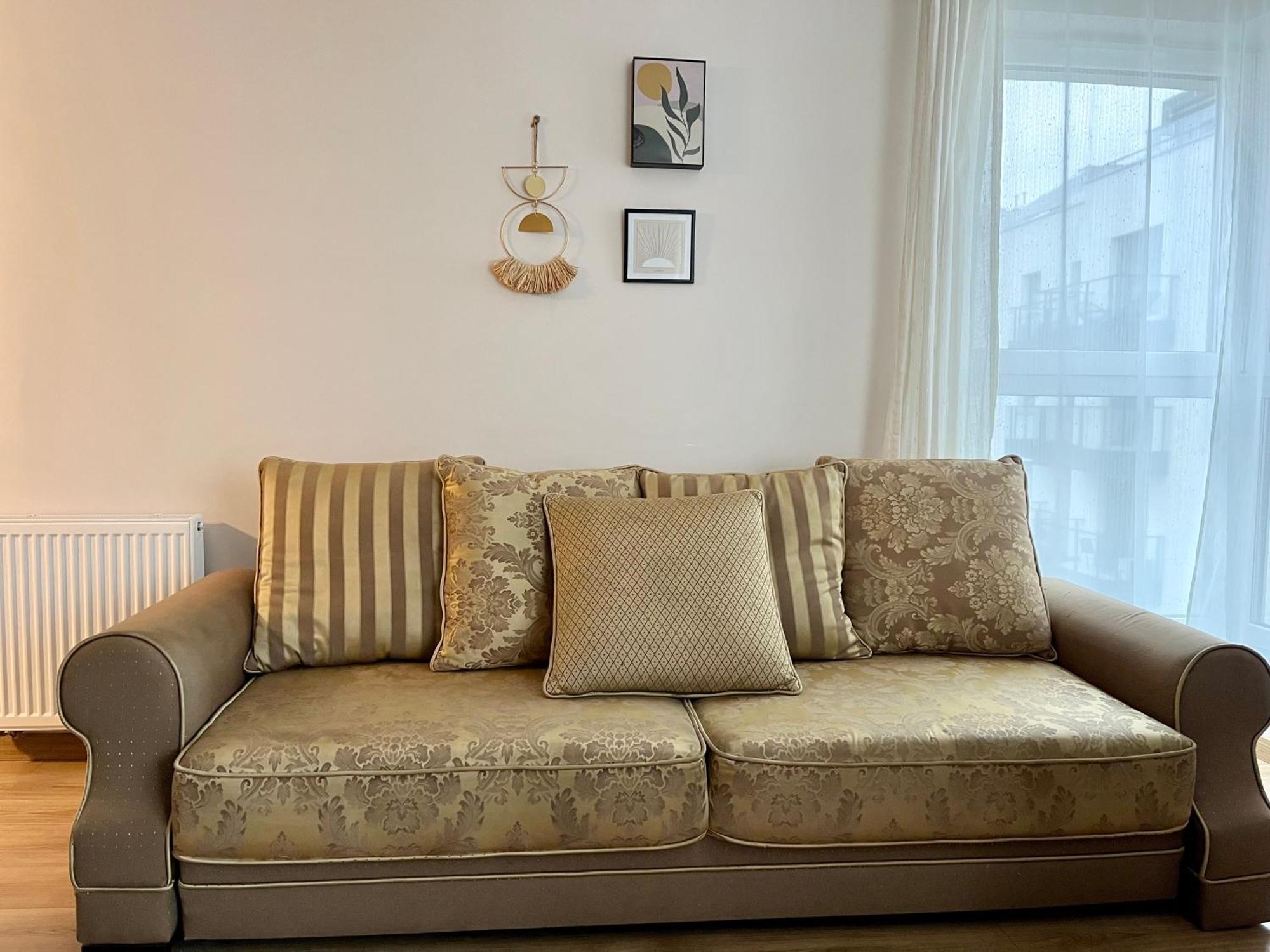 Oldtown Retro Apartment By Marina With Balcony For 6 People, Gdansk